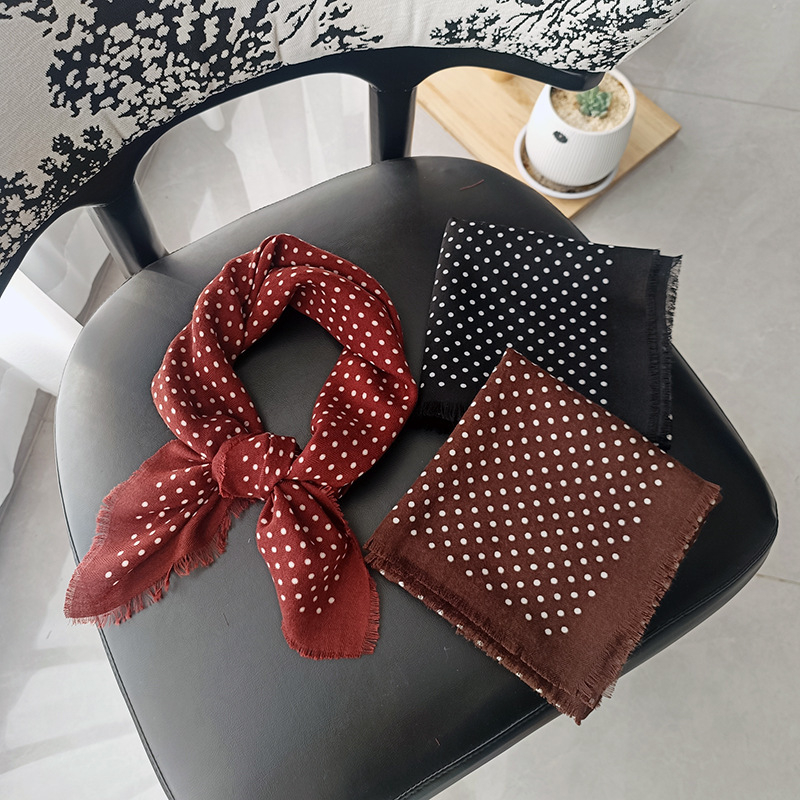 Poliesterski četvrtasti šal s tiskom točkica – twill tkanina, literarno-retro stil, šal za glavu za zaštitu od sunca