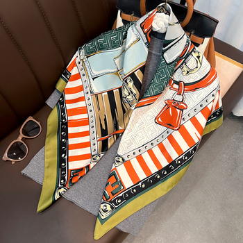 Șal din twill cu mătase artificială, imprimeu retro-literar, formă pătrată, protecție solară, lansare toamnă 2025