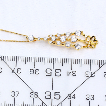 Ogrlica – legura s premazom srebra ili zlata; originalni dizajn; kategorija: ogrlica