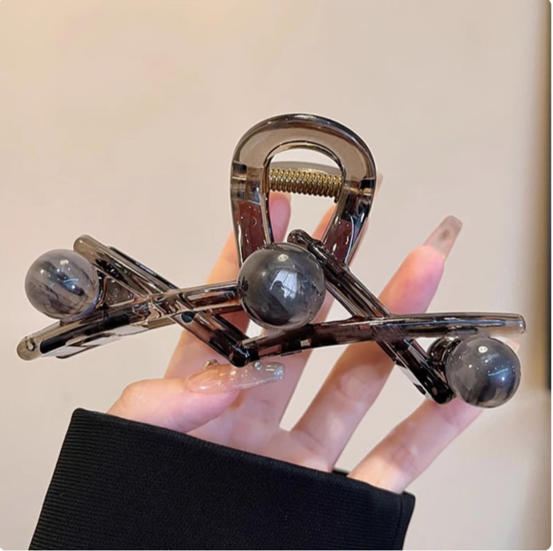 Щипка за коса с мъниста, клипс във формата на акула, за жени, стил ранна есен 2025