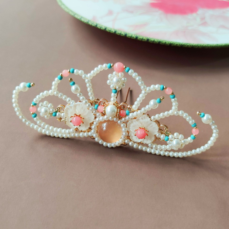 Käsitöö juukse kroon, antiikstiil, klaasist helmidega