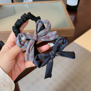 Galvos aksesuaras kolegijos stiliui — kaspinė iš audinio, rankų darbas, prekės kodas A449, vasara 2025