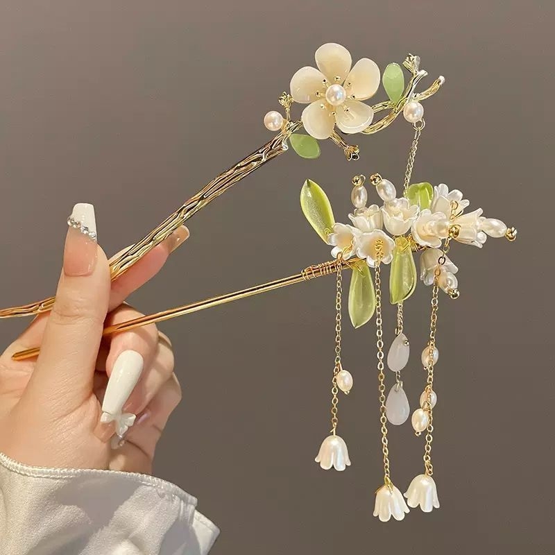 Kopča za kosu s motivom magnolije, antički palatski stil, Hanfu dodatak od legure s resicama i perlama