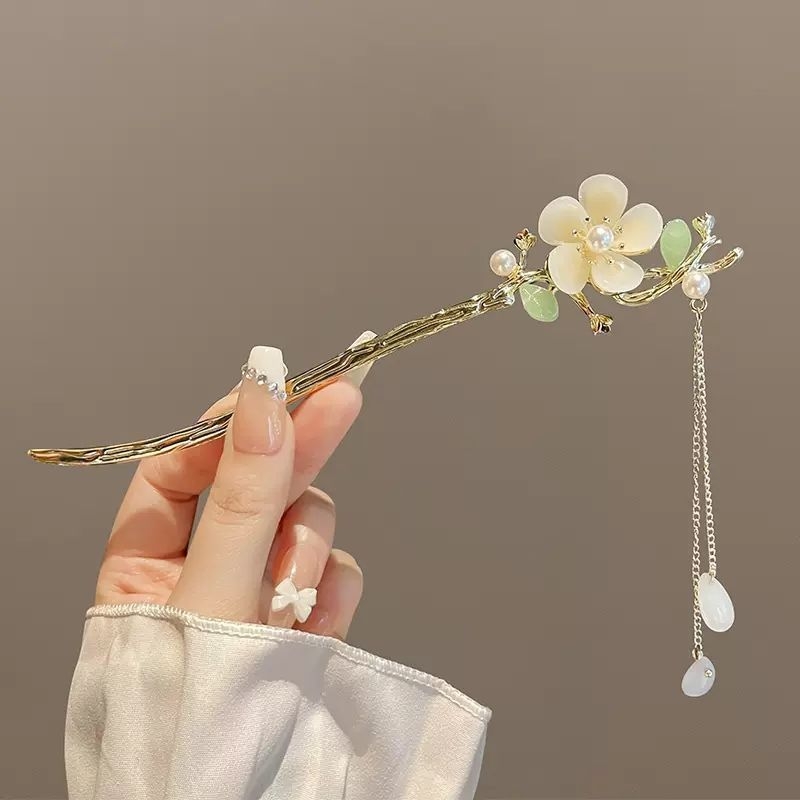 Kopča za kosu s motivom magnolije, antički palatski stil, Hanfu dodatak od legure s resicama i perlama