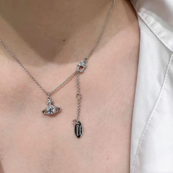 Nyaklánc: Geometriai Saturn medál, unisex, ötvözet, keresztlánc, elektroplattált bevonat