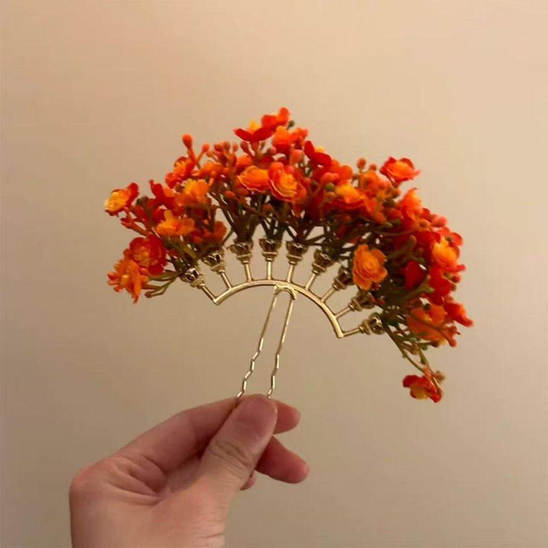 Dodatak za kosu – Gypsophila cvijet od smole, moderan minimalistički stil (Materijal: smola; Oblik: cvijeće; Sezona: Zima 2025)