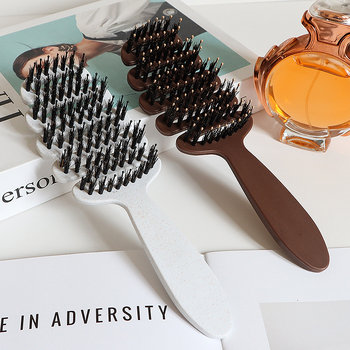 Visokokvalitetan češalj za kosu za kovrče i putovanja; plastični materijal; nije uvezeno; pogodan za opću populaciju