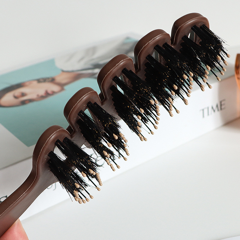 Visokokvalitetan češalj za kosu za kovrče i putovanja; plastični materijal; nije uvezeno; pogodan za opću populaciju