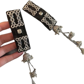 Hajcsipesz tollas díszítéssel, etnikus stílusú oldalsó klip, ötvözet, elektroplakálás, mesterséges kövekkel beépítve