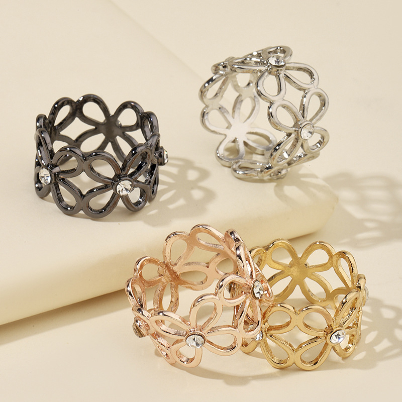 Clip pentru eșarfă din aliaj, în formă de frunză, cu diamante încrustate, metal electroplacat, nod geometric, pentru femei