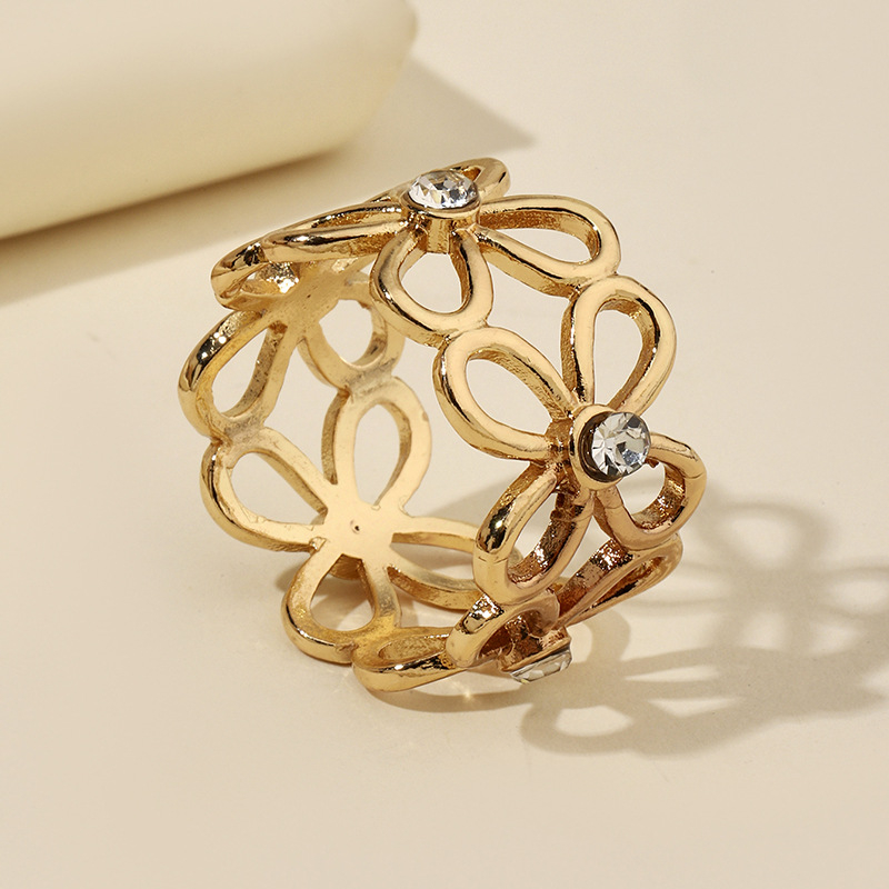 Clip pentru eșarfă din aliaj, în formă de frunză, cu diamante încrustate, metal electroplacat, nod geometric, pentru femei