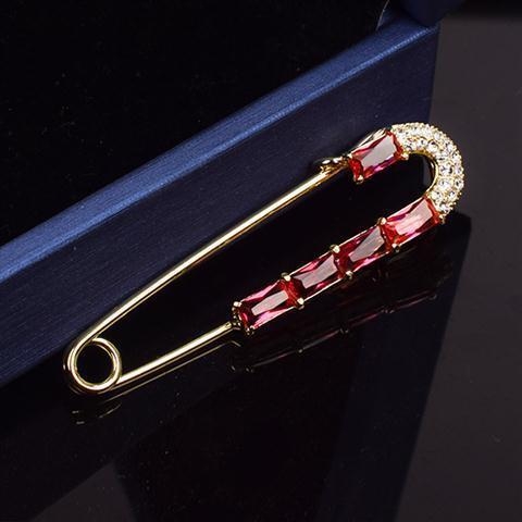 Accesorii: Chest Pin, formă stea, aliaj zinc, placare electrolitică, strângere talie