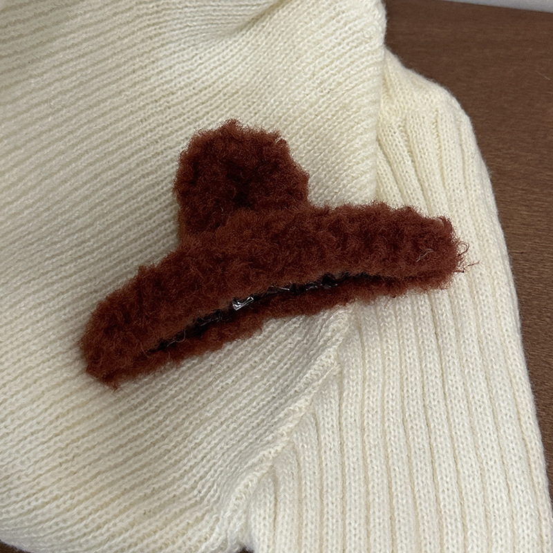 Plüss hajcsat kereszt alakú dizájnnal, báránygyapjúból, kézzel készített, gripper, koreai stílus