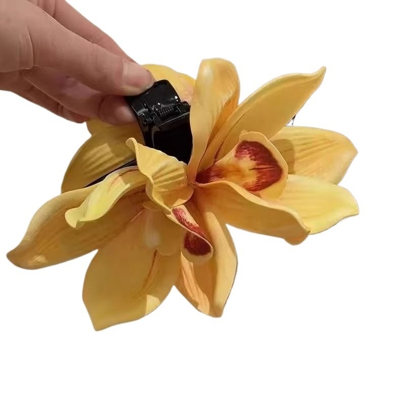 Hajcsipesz gyantából Cymbidium orchidea alakú fogóval, kézzel készített, shark clip típusú, nőknek, 2025 tavasz, pásztor stílus – friss és édes