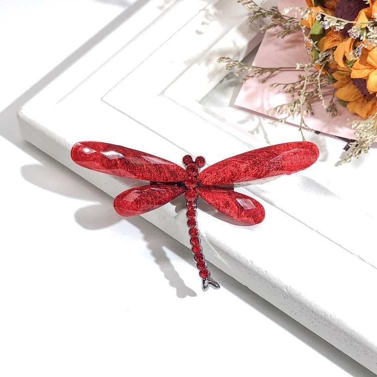 Kristályszitakötő bross Luo Xiang, nőknek, anyag: organikus üveg, stílus: természetes, típus: broš