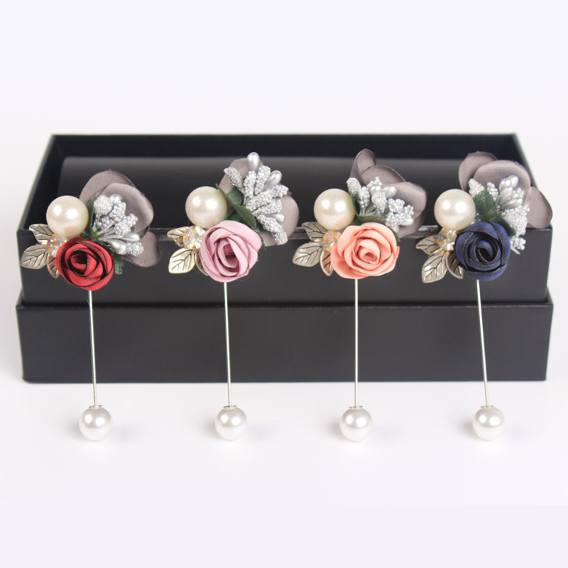 Koreai stílusú textil virág broska műgyöngy díszítéssel, sálhoz vagy kabáthoz; női dekoratív kiegészítő, elektroplattált felülettel.