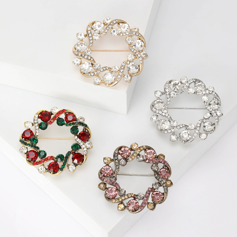 Broš od Rhinestone serije; legura materijala; Beautiful Berry Jewelry; dekorativni dodatak; podrijetlo Yiwu.