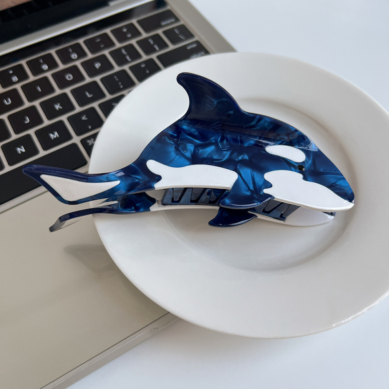 Koreai stílusú hajcsat cápa alakú, rögzítő típus, anyag: ecetsav, kezelési folyamat: üzemanyag-befecskendezés, nőknek