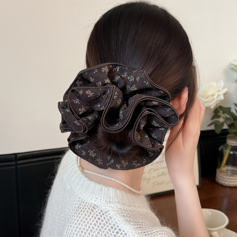 Négy rétegű virágos csipkés hajgumi – kézzel készített, koreai stílus, magas elasztikusság