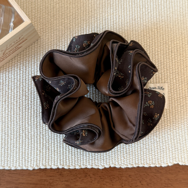 Négy rétegű virágos csipkés hajgumi – kézzel készített, koreai stílus, magas elasztikusság