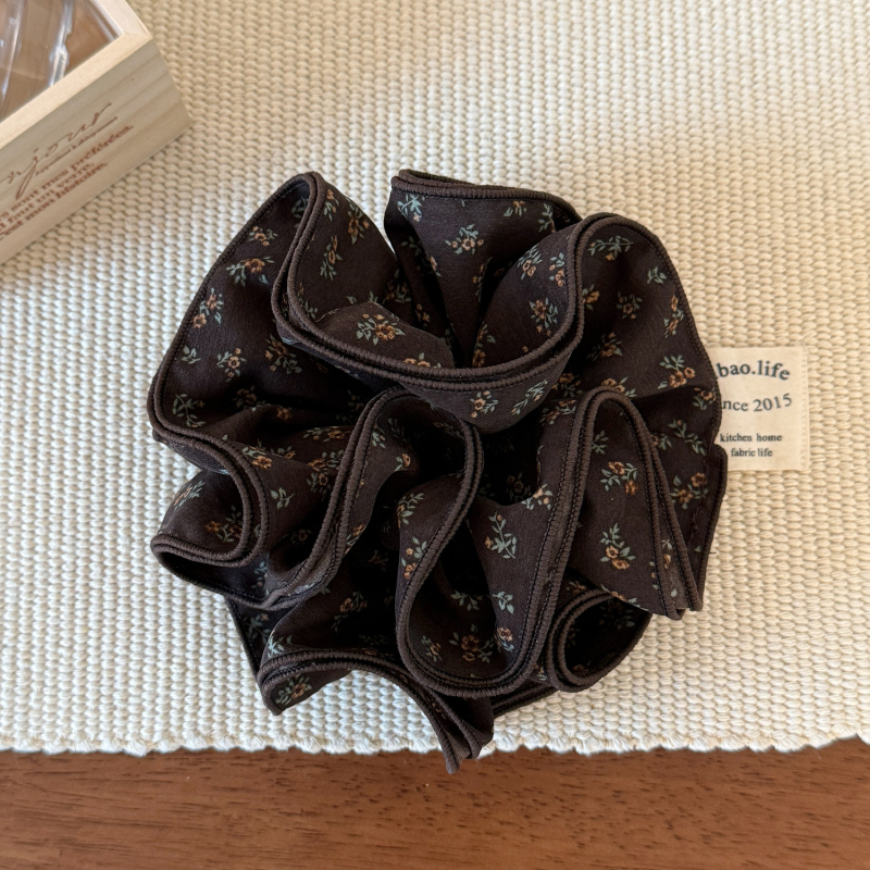 Négy rétegű virágos csipkés hajgumi – kézzel készített, koreai stílus, magas elasztikusság