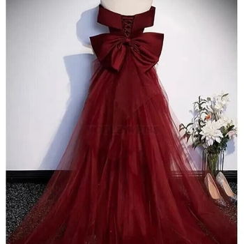 Accesorii pentru rochie de seară: detaliu spate din tul cu plasă, nasture cu funda, fir, cod 256111, primăvara 2025, versatil