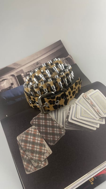 Ženski kaiš s leopard i kravljim uzorkom, PU koža, spona od legure, kopča s iglom, širina 2–4 cm, bušen dekor