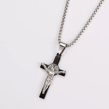 Kereszt medálos nyaklánc rozsdamentes acélból, elektroplatált bevonattal, uniszex