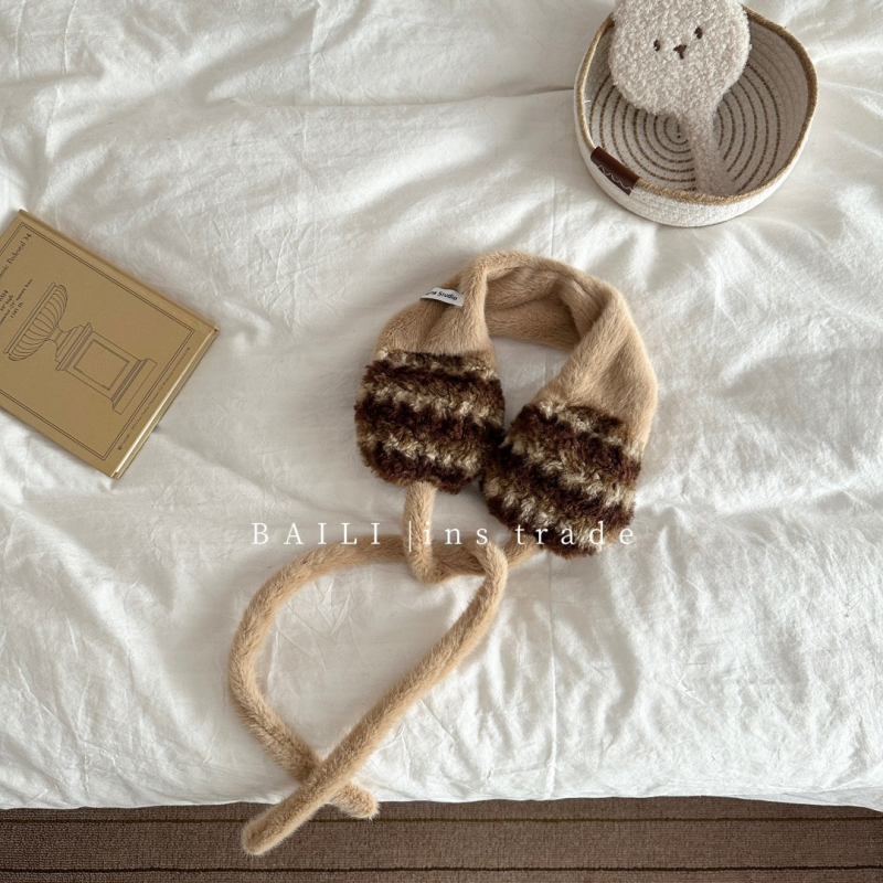 Ušne zaštitne navlake s kontrastnim prugama i vezicama, vunene, usklađivanje boja, održavaju toplinu, za odrasle žene, jesen-zima