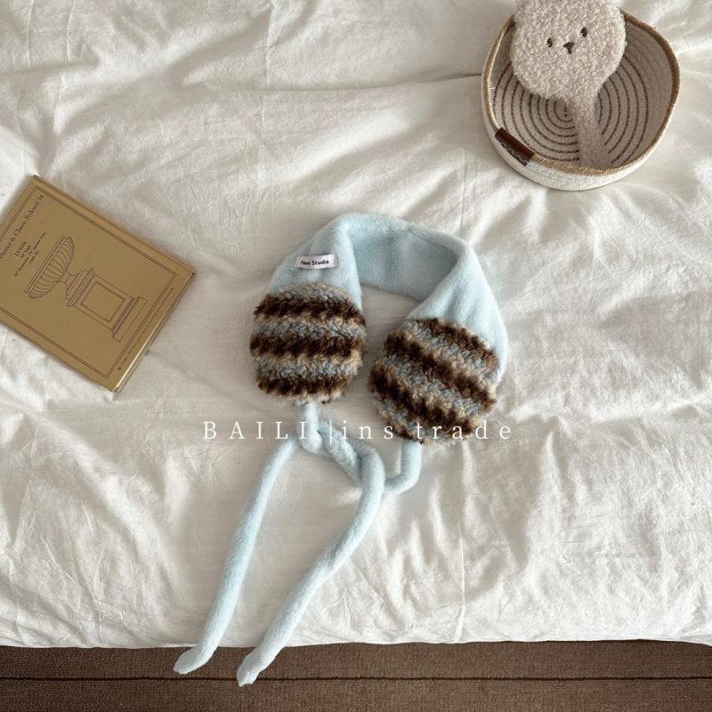 Ušne zaštitne navlake s kontrastnim prugama i vezicama, vunene, usklađivanje boja, održavaju toplinu, za odrasle žene, jesen-zima