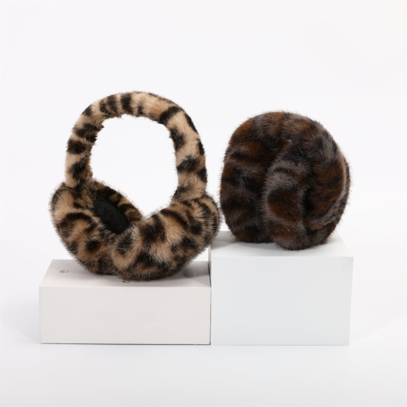 Ušne zaštitne kapice s leopard uzorkom – zimski topli, unisex