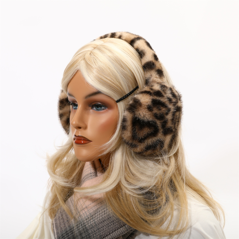 Ušne zaštitne kapice s leopard uzorkom – zimski topli, unisex