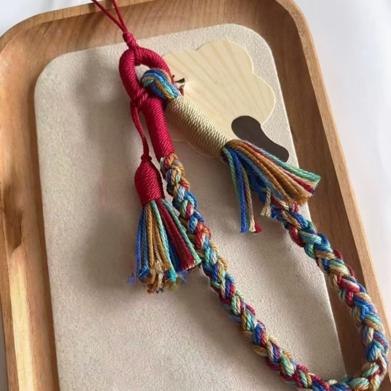 Ръчно плетен въжен колан с телена конструкция, есен 2023 издание, без персонализация