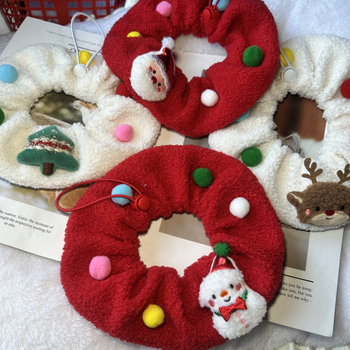 Set dodataka za kućne ljubimce: crveni božićni set za pse i mačke — ogrlica, odjeća i šalovi (Materijal: poliester; Univerzalna kompatibilnost; Za sve sezone; Podrijetlo: Hubei; IP: Neovlašteno)