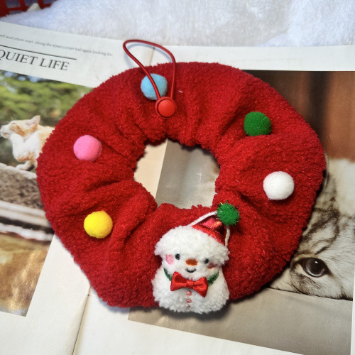 Set dodataka za kućne ljubimce: crveni božićni set za pse i mačke — ogrlica, odjeća i šalovi (Materijal: poliester; Univerzalna kompatibilnost; Za sve sezone; Podrijetlo: Hubei; IP: Neovlašteno)