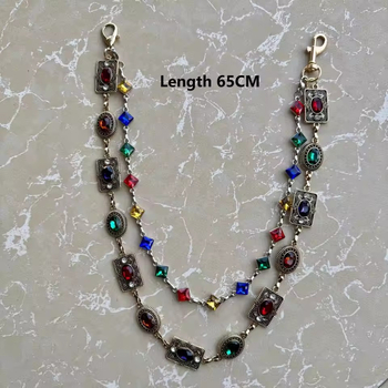 Deréklánc etnikus stílussal; fémötvözet; elegáns dizájn; tavasz 2025.