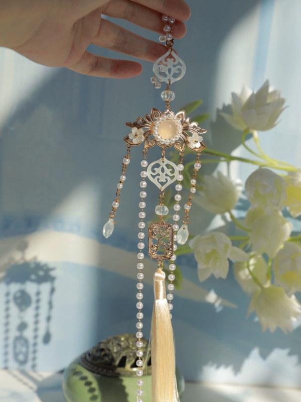 Ősi stílusú hagyományos ruhához tartozó kiegészítő függő medállal és deréklánccal – kézzel készített, zománcozott ötvözet, udvari stílus, 2021 nyár