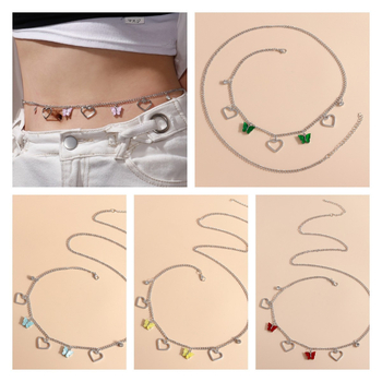 Deréklánc pillangó és üreges szív motívummal, gyanta anyag, elektroplakált felület, nőies cartoon-stílus