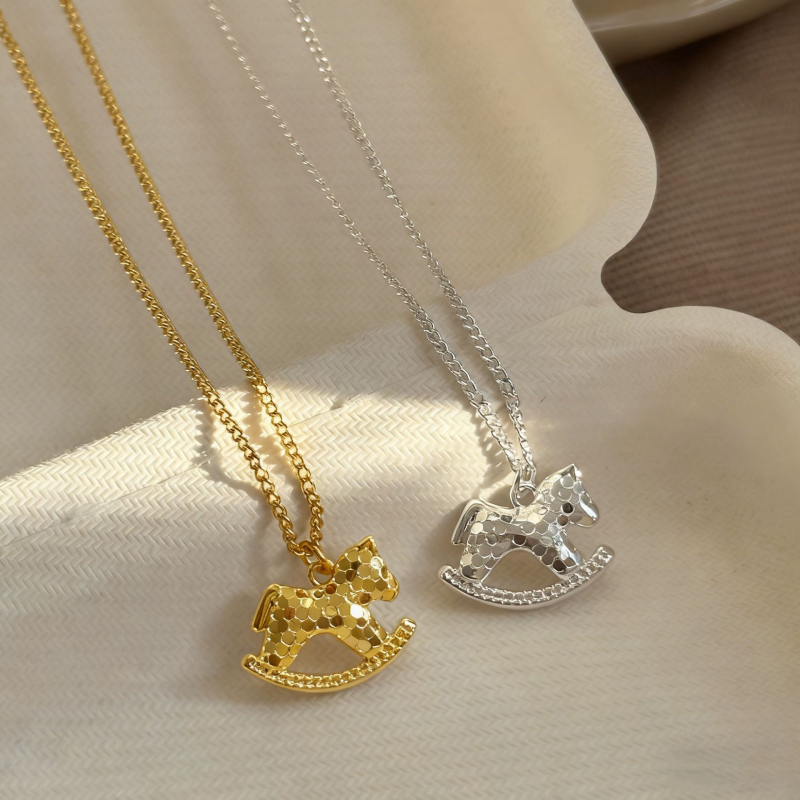 Ogrlica s privjeskom u obliku konja, bakrena, lanac tipa Flash bead chain, lagani luksuzni stil