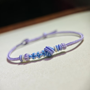 Narukvica s perlicama, ručno pleteni dimple čvor, najlon konac, unisex, jesen 2024 izdanje