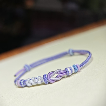 Narukvica s perlicama, ručno pleteni dimple čvor, najlon konac, unisex, jesen 2024 izdanje