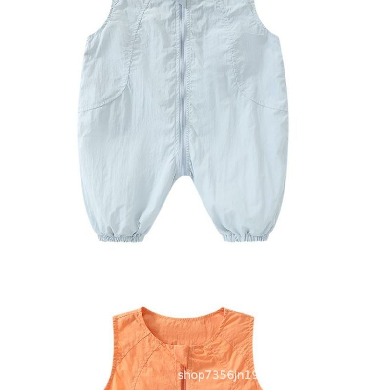 Dječji jumpsuit s karikaturnim printom, pamuk 81–90%, kratkih rukava, unisex.