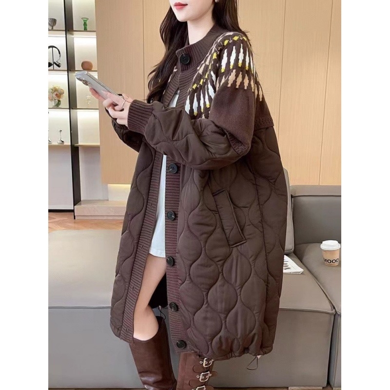 Jakna od pamuka s punjenjem poliester-pamučni, Chenille tkanina, ovčja vuna, srednja duljina, V-izrez, bez ovratnika, zatvara se jednim redom kopči i spravom