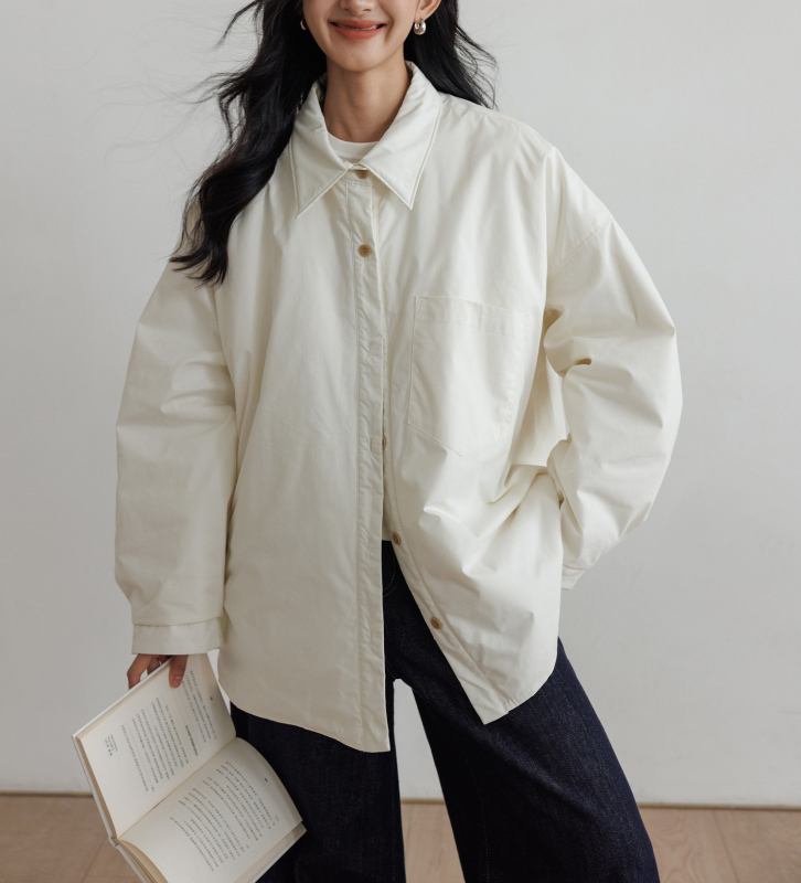 Pamukasti podstavljeni kaput s polo ovratnikom, srednja debljina, poliester tkanina, dugi rukavi, labav kroj