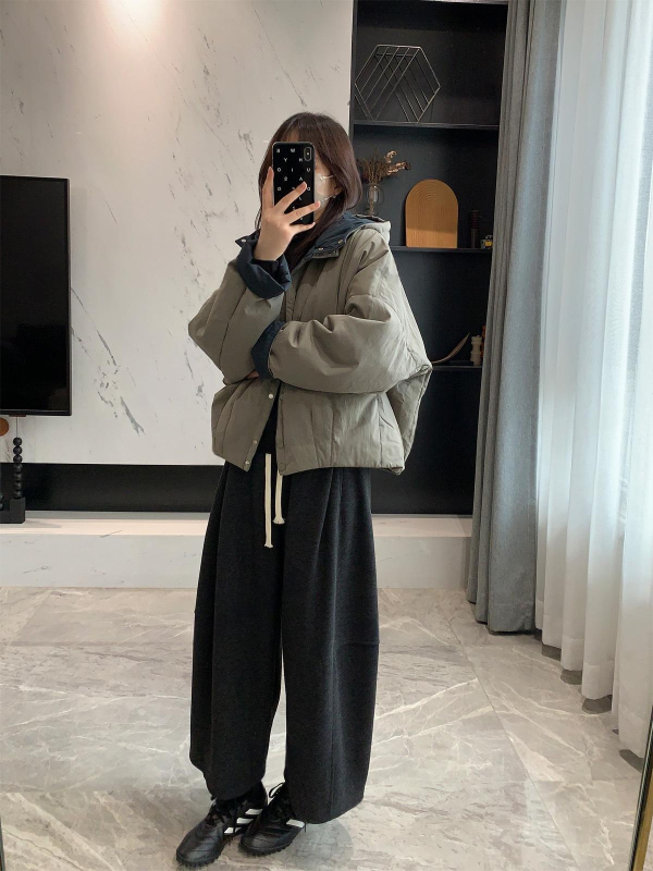 Pamukom punjena jakna s kapuljačom, batwing rukavi, širok kroj, jednostruko kopčanje