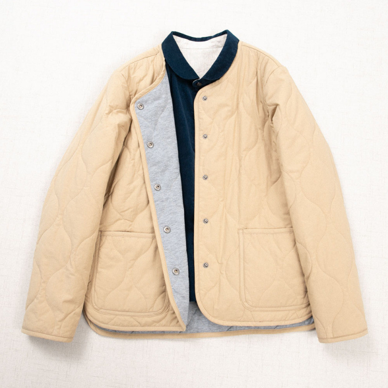 Pamukom punjena jakna s okruglim ovratnikom, dugi rukavi, ultra-tanka, jednodjelno kopčanje, zimska 2025, gradski stil