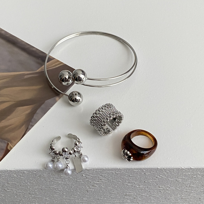 Prsten od pozlaćenog bakra; geometrijski oblik; elektroplatiranje; unisex; chic stil