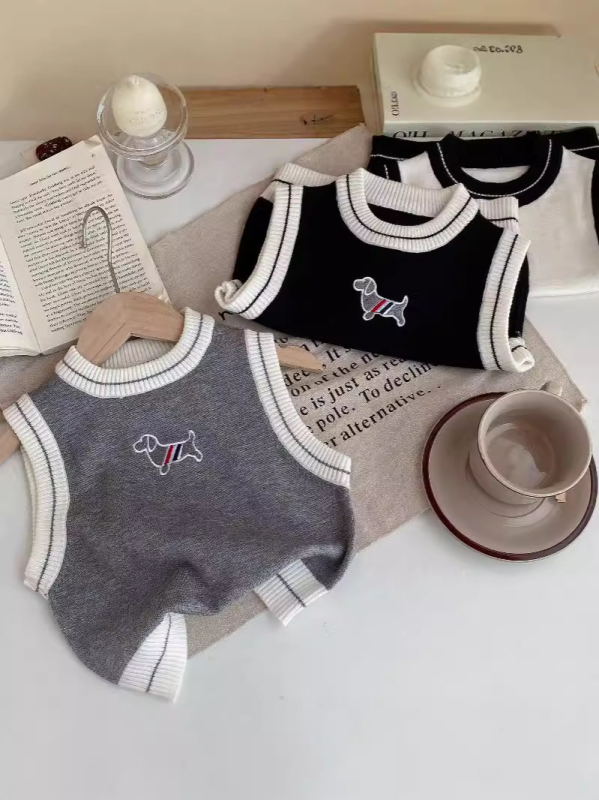 Dječji džemper-vest bez rukava s karikaturama životinja, pamuk 95%, okrugli ovratnik, pulover, ležerni stil