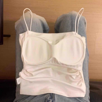 Камизола в корейски стил с презрамка и едно рамо, с подложка за бюст, 90–95% памук, средна плътност на тъканта 181–200 g/m²