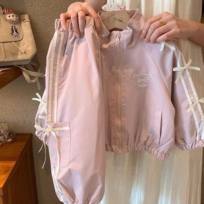 Dječji dvodjelni set u korejskom stilu za proljeće i jesen, jakna s mašnicom i hlače, crtani uzorak, mekan završetak, pamuk 40%